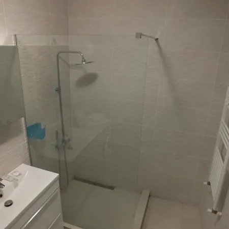 Apartament Ariana Apartament *